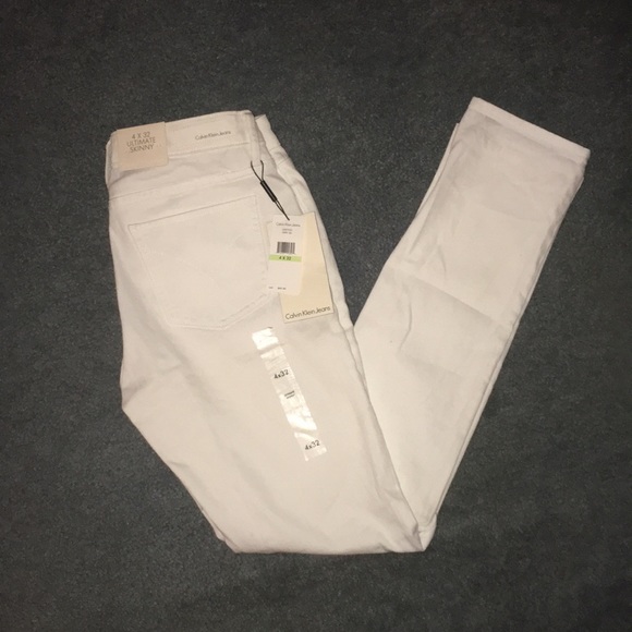 Calvin Klein Jeans - Picture 1 of 3